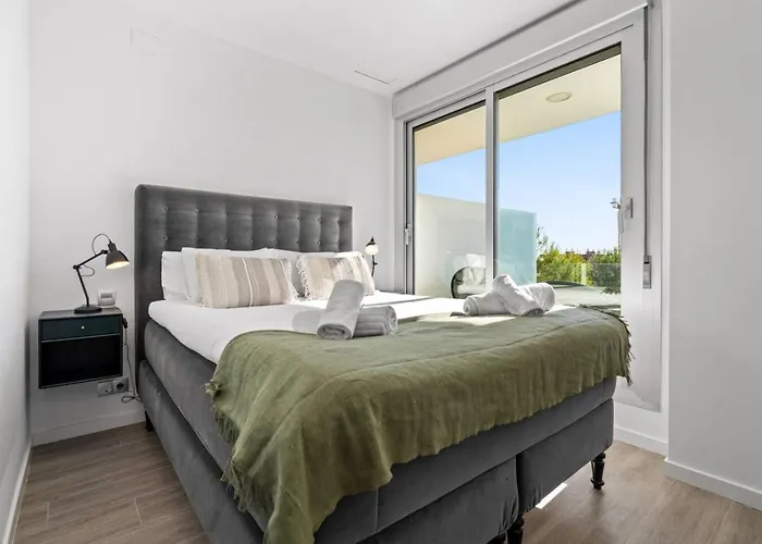 Modern 3br Near The Beach- Le Mirage In Cancelada * Эстепона