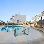 Modern 3br Near The Beach- Le Mirage In Cancelada Apartment *